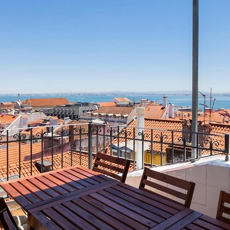 Amazing Rooftop Terrace With River And Historic City View 4 Bedrooms 4 Bathrooms Ac 19Th Century Building Chiado Lissabon Exterior foto